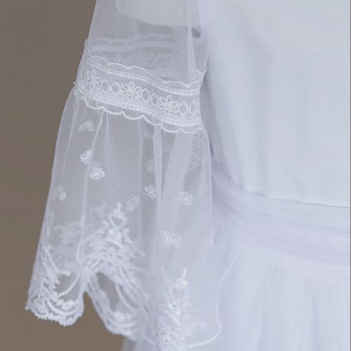 Biała sukienka komunijna z haftowanymi rękawami z tiulu